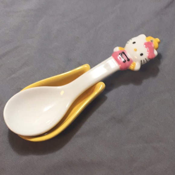 🎀🌟HELLO KITTY🌟🎀CERAMIC SPOON & REST🎉💕 - Picture 1 of 7